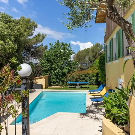 Summertime Villa