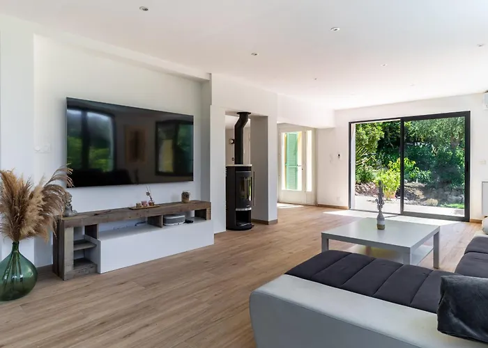 Summertime Villa