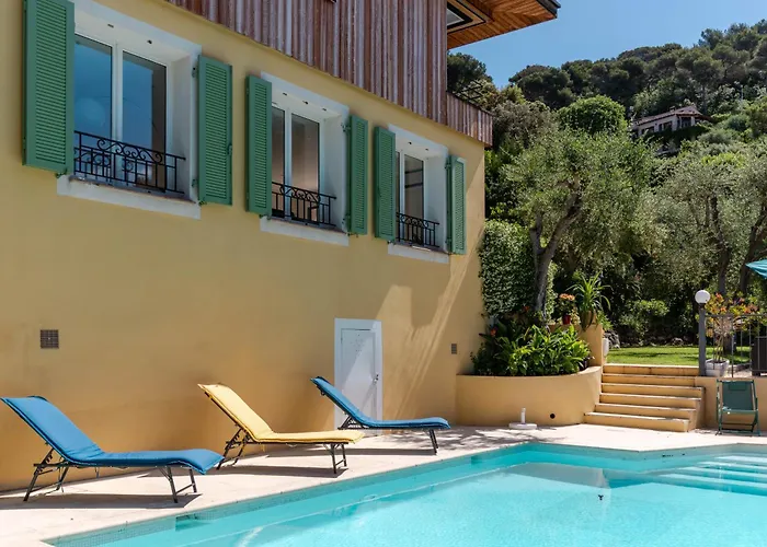 Summertime Villa Nice