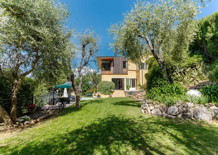 Summertime Villa *