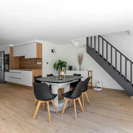 Summertime 빌라 니스